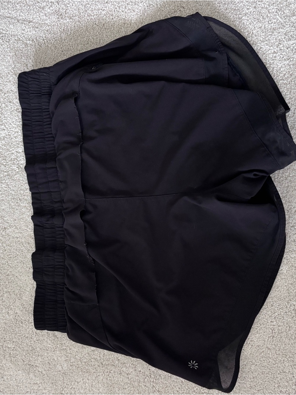Athleta Mesh Racer Run Short- medium - Picture 3 of 3